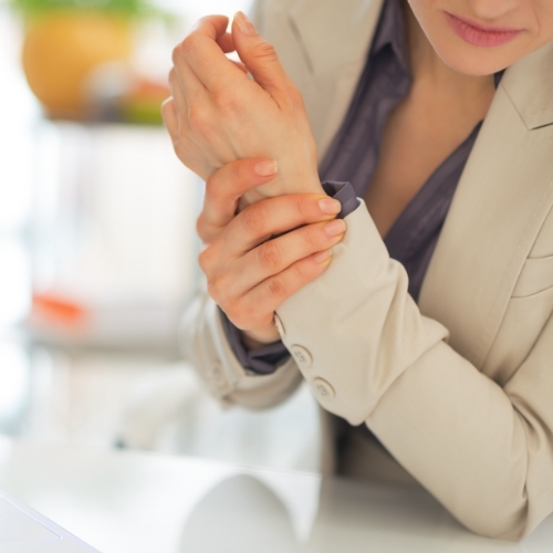elbow-wrist-hand-pain-relief-evidence-physical-therapy-clinton-glenn-dale-laurel-md